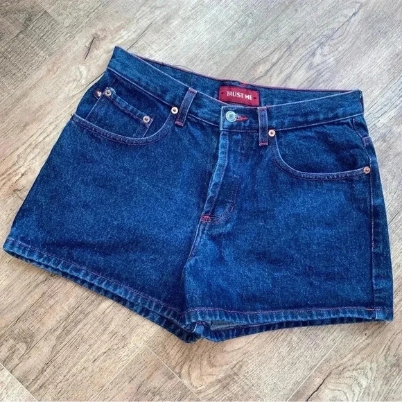 Trust Me Jean Shorts Size 9 - Picture 10 of 11